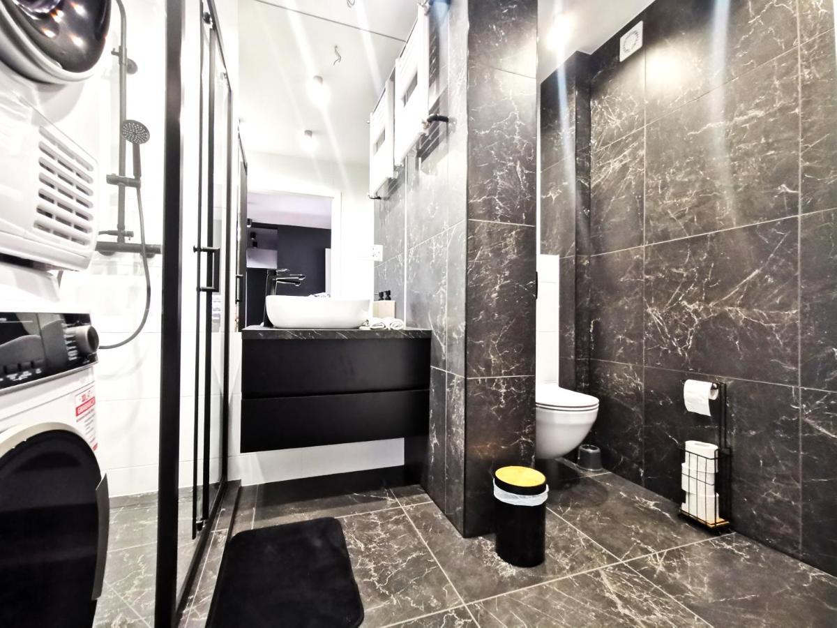 Gliniana Apartment ~ Self Check-In 24H ~ Lift Breslávia Exterior foto